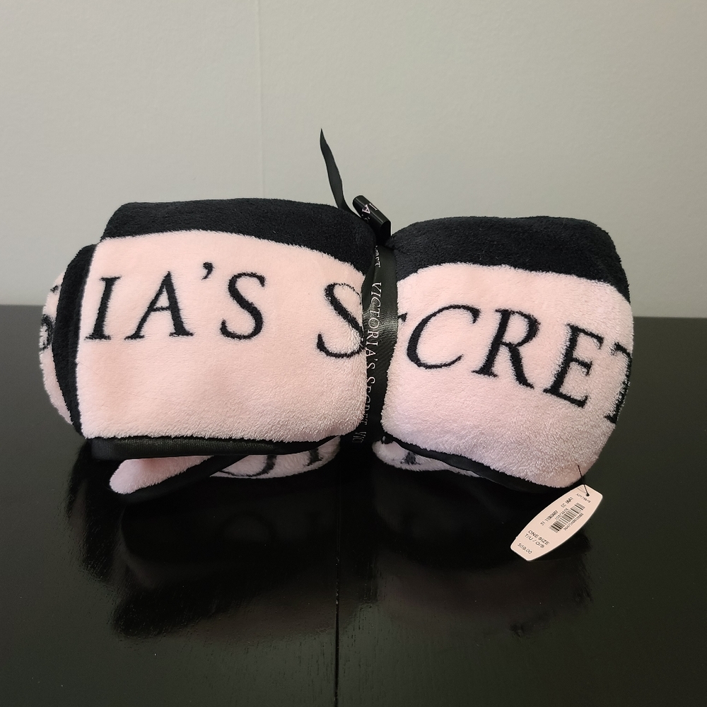 Victoria's Secret Fleece Blanket